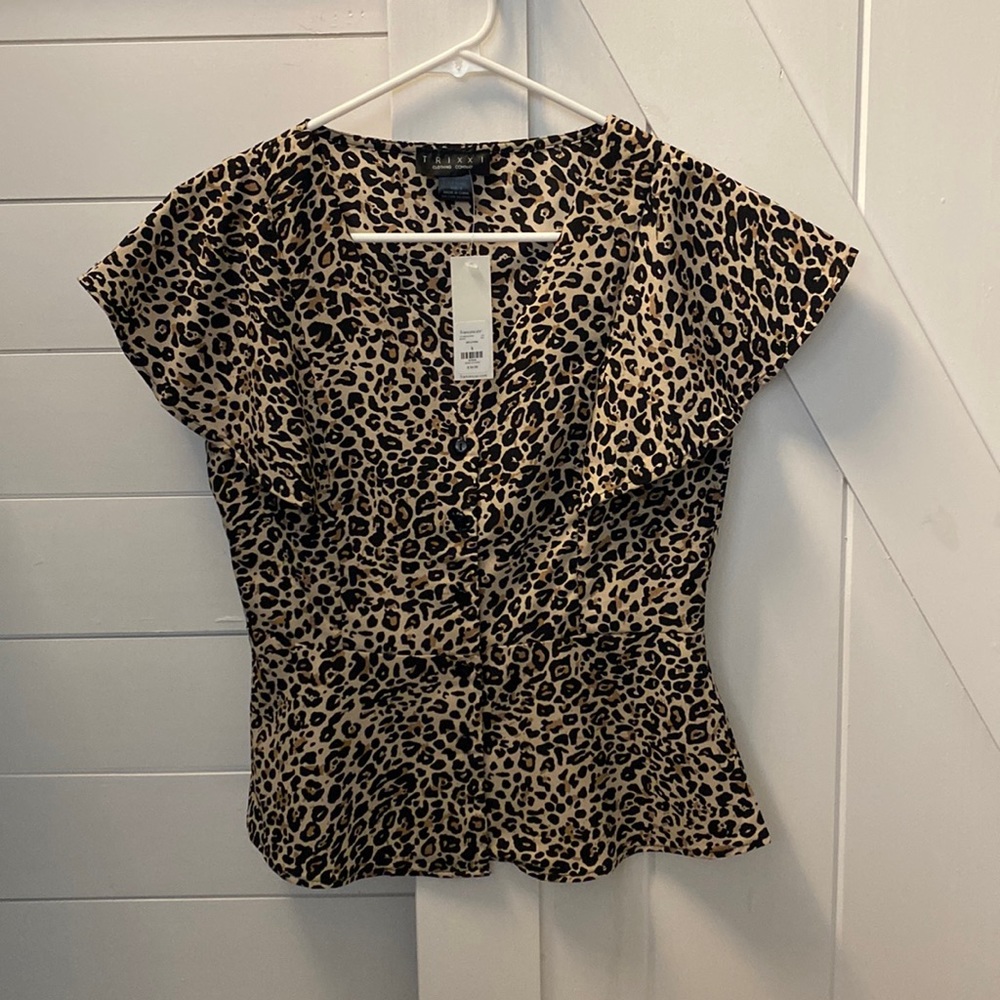 Cute Leopard Top!